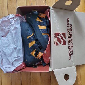 Anasazi Pro Climbing Shoes (Spice Orange/Black)